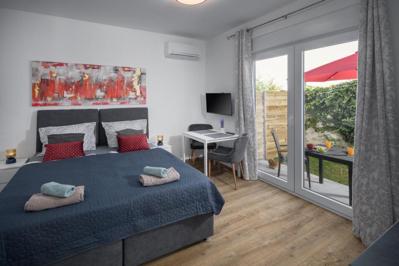 Studio Apartments Villa Valla - Free Bikes Fažana Zewnętrze zdjęcie